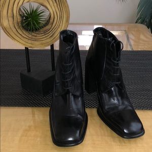 Vintage Via Spiga Womens Lace-up Bootie SZ 6.0